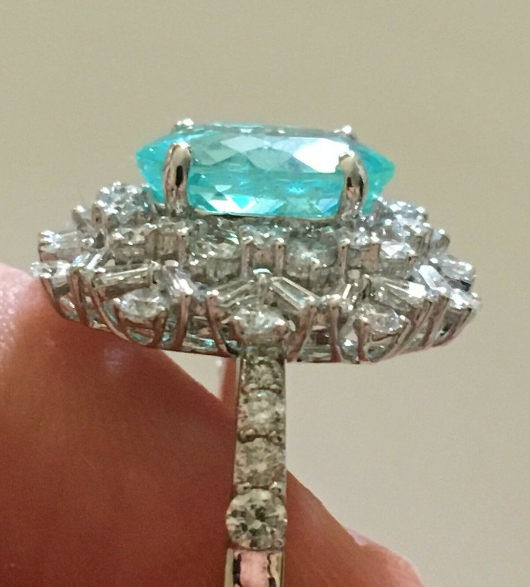 18K GOLD 3.58 CT. AGL CERTIFIED GIA BRAZILIAN PARAIBA TOURMALINE